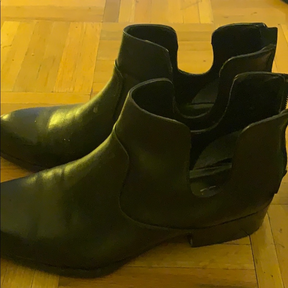 Ankle booties